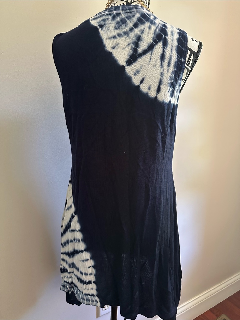 Rafiana Navy & White Tie-Dye Chain Lace-Up Sleeveless Knit Tunic - Picture 4 of 4